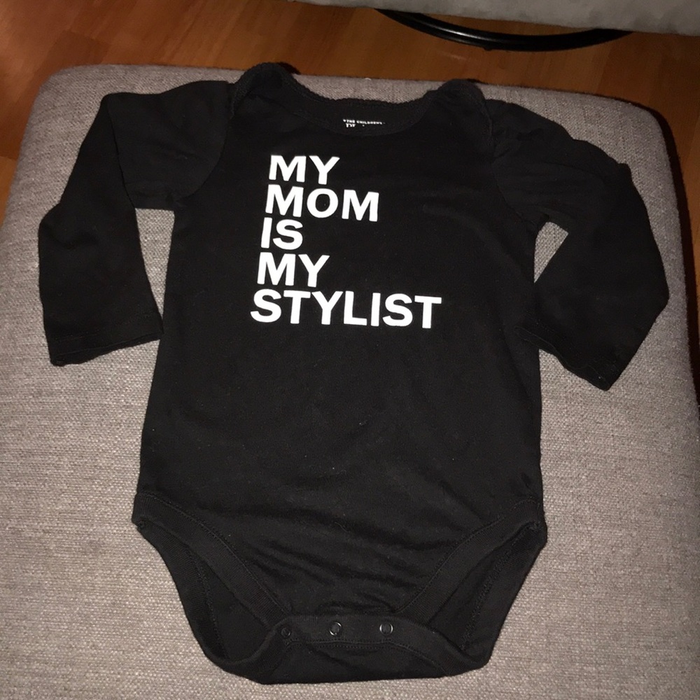 Conversation onesie “Mom is my stylist”